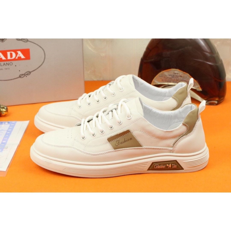 Pra*a sneakers